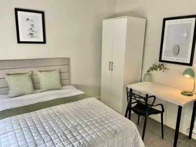 By Allerton Manor & Beatles Spots | Free Parking