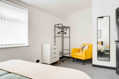 10Min Walk to Stadium | SofaBed | W/M & Dishwasher