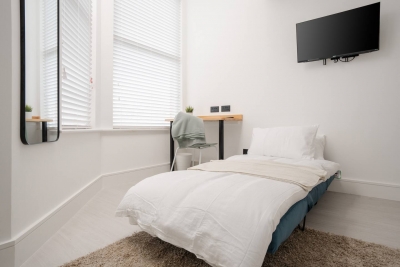 Near Anfield | SofaBed & Mini Fridge | Parking