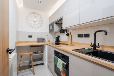 Near Anfield | SofaBed & Mini Fridge | Parking