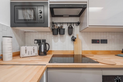 Near Anfield | SofaBed & Mini Fridge | Parking