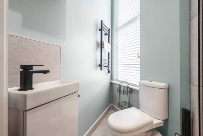 Focus Stay | Shared Kitchen | Work Desk | Parking