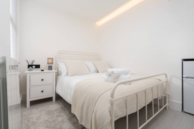 Focus Stay | Shared Kitchen | Work Desk | Parking