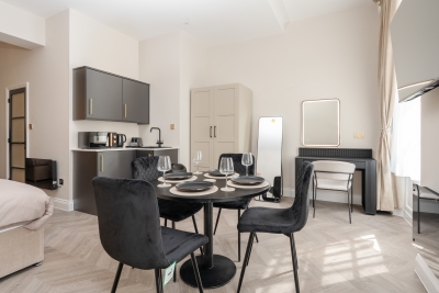 Bold St | Kitchenette w/Fridge | Largest Apartment