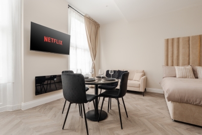 Bold St | Kitchenette w/Fridge | Largest Apartment