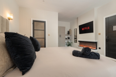Bold St | Fireplace | Work Desk | 1 Min to Station