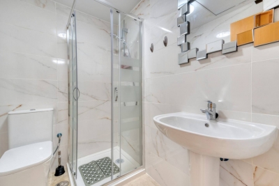 2 Bedroom Apartment Duquesa