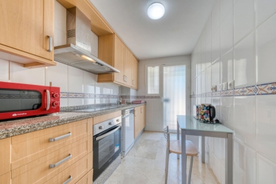 2 Bedroom Apartment Duquesa