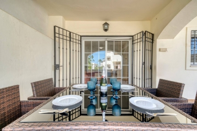 2 Bedroom Apartment Duquesa