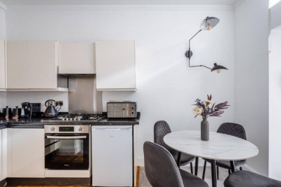 Liverpool street Apartment