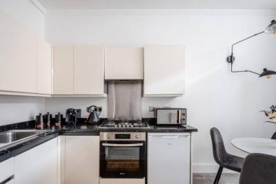 Liverpool street Apartment