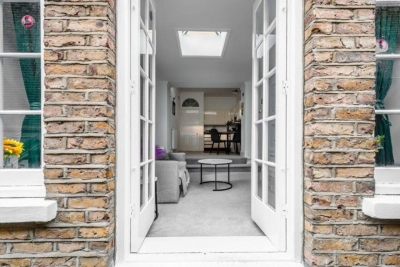 Liverpool street Apartment