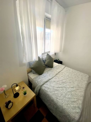 3 Bed room flat with Sea and Mountain View