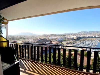 3 Bed room flat with Sea and Mountain View