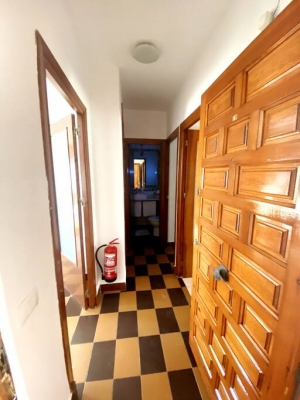3 Bed room flat with Sea and Mountain View