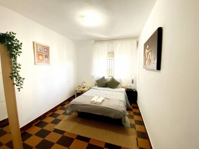 3 Bed room flat with Sea and Mountain View
