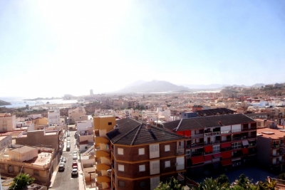 3 Bed room flat with Sea and Mountain View