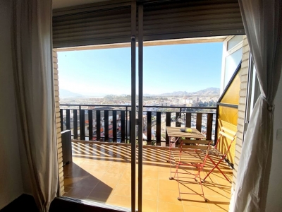 3 Bed room flat with Sea and Mountain View