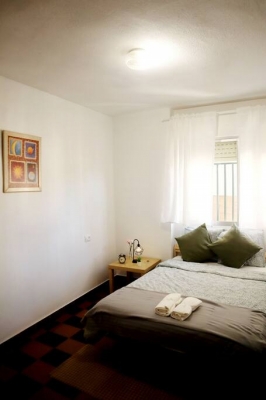 3 Bed room flat with Sea and Mountain View