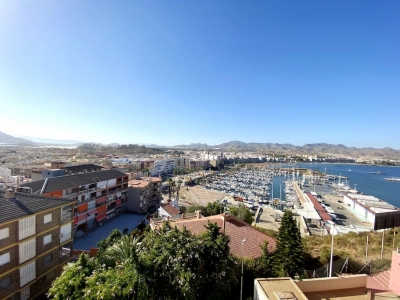 3 Bed room flat with Sea and Mountain View
