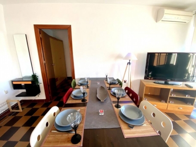 3 Bed room flat with Sea and Mountain View