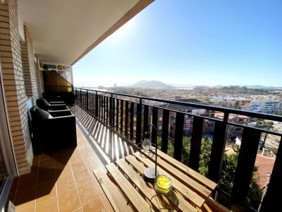 3 Bed room flat with Sea and Mountain View