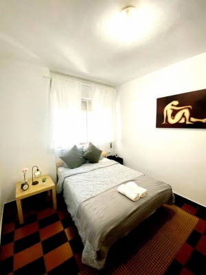 3 Bed room flat with Sea and Mountain View