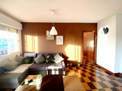 3 Bed room flat with Sea and Mountain View