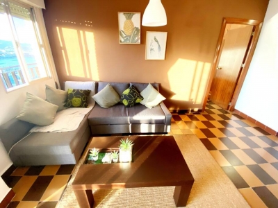 3 Bed room flat with Sea and Mountain View