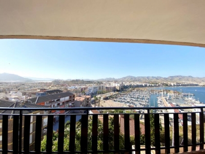 3 Bed room flat with Sea and Mountain View