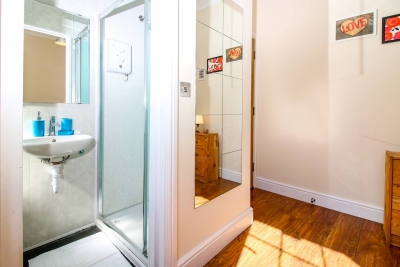 Private en-suite at Liverpool street, Brick Ln