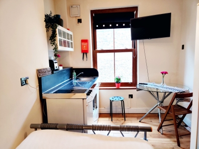 Private Room with own kitchen @ Liverpool street