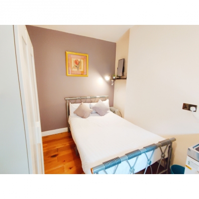 Private Room with own kitchen @ Liverpool street
