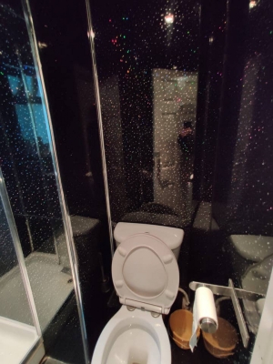 Room 3, 12 W · Room with own kitchen @ Liverpool street, Brick Ln