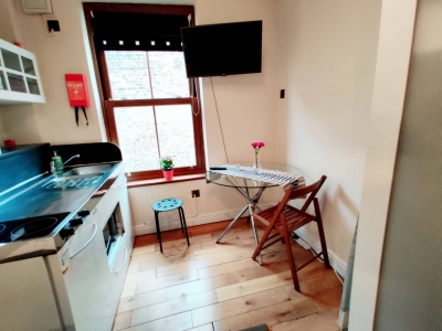 Room 3, 12 W · Room with own kitchen @ Liverpool street, Brick Ln