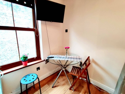 Room 3, 12 W · Room with own kitchen @ Liverpool street, Brick Ln