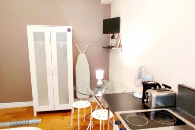 Room 1, 12 white Row · Private Room with own kitchen @ Liverpool street