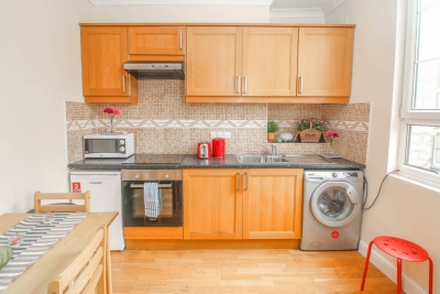 Lovely 2 bedroom flat near to Liverpool St