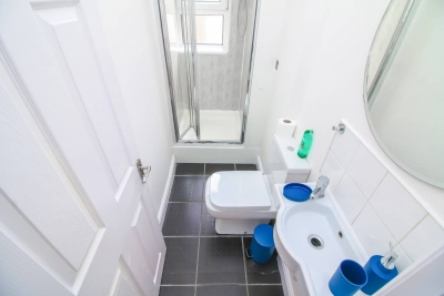 Lovely 2 bedroom flat near to Liverpool St