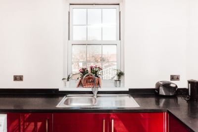 One bed flat with city view, Liverpool St, Brick L