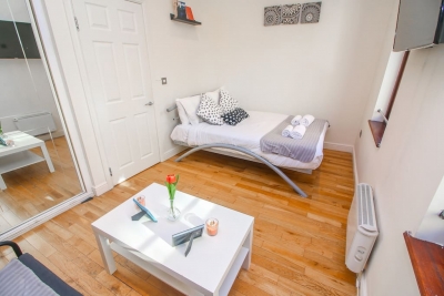 Flat A, 2FS · Studio Flat @ Liverpool st & Shoreditch London