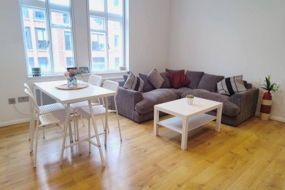 Spacious 3 Bed Flat near Liverpool St Spitalfield