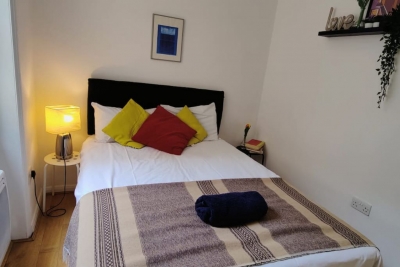 Spacious 3 Bed Flat near Liverpool St Spitalfield