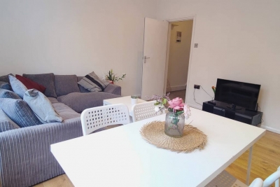 Spacious 3 Bed Flat near Liverpool St Spitalfield