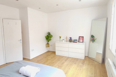 Spacious 3 Bed Flat near Liverpool St Spitalfield