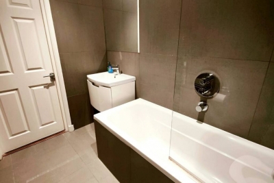 Spacious Two bedroom Two bathroom Flat in E1