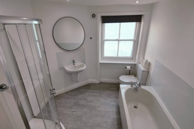 3 Bed Flat close to Liverpool st