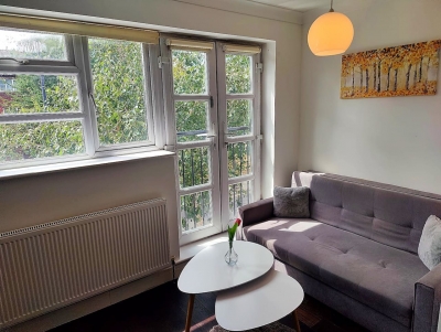 Brick Lane/Liverpool st Corner Retreat