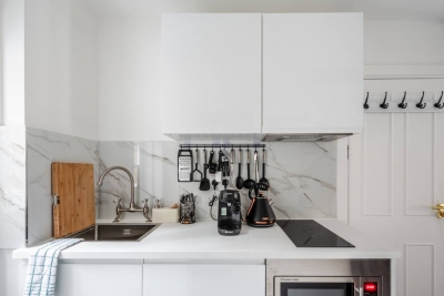Studio Flat @Liverpool St Private Kitchen Bathroom