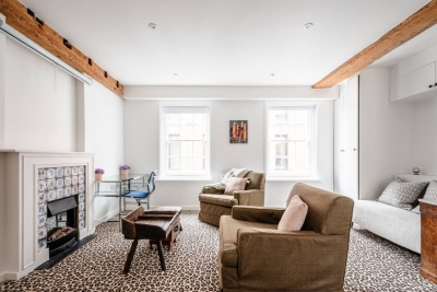 Historic Liverpool Street One‑Bed Apartment